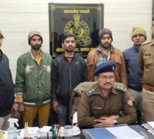 IMG 20230111 WA0358 e1673444009817 पुलिस ने तीन वाहन चोरों को दबोचा, एक फरार