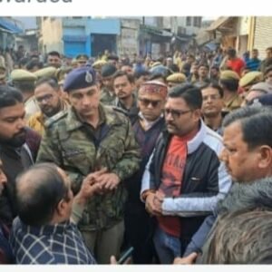 IMG 20230121 WA0427 दिनदहाड़े हुई लूट को लेकर सपा नेता ने किया विरोध-लूट का खुलासा नहीं हुआ तो व्यापारी करेंगे आंदोलन