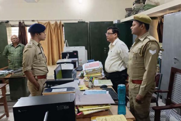 E2ef7fTlOAYyEfJ 600131 news e1678814868548 नवागंतुक पुलिस अधीक्षक ने किया पदभार ग्रहण