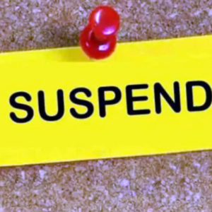 SUSPEND e1680019129726 शोहदों ने छात्रा को ट्रेन के आगे फेंका, पुलिसकर्मी सस्पेंड