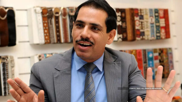 robert vadra e1682009109475 जीजा को नहीं घेर पाई भाजपा, हरियाणा सरकार का हलफनामा, डीएलएफ लैंड डील में कोई गड़बड़ी नहीं थी