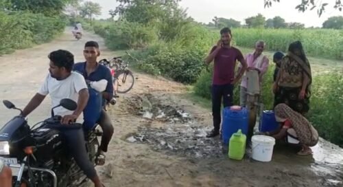 1 1 e1690126619643 मलिकपुर गांव में पानी की किल्लत से जूझ रहे ग्रामीण