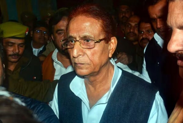 azam khan e1694766172975 UP News : आजम खान का 5000 करोड़ का हिसाब तलाश रही आयकर टीमें