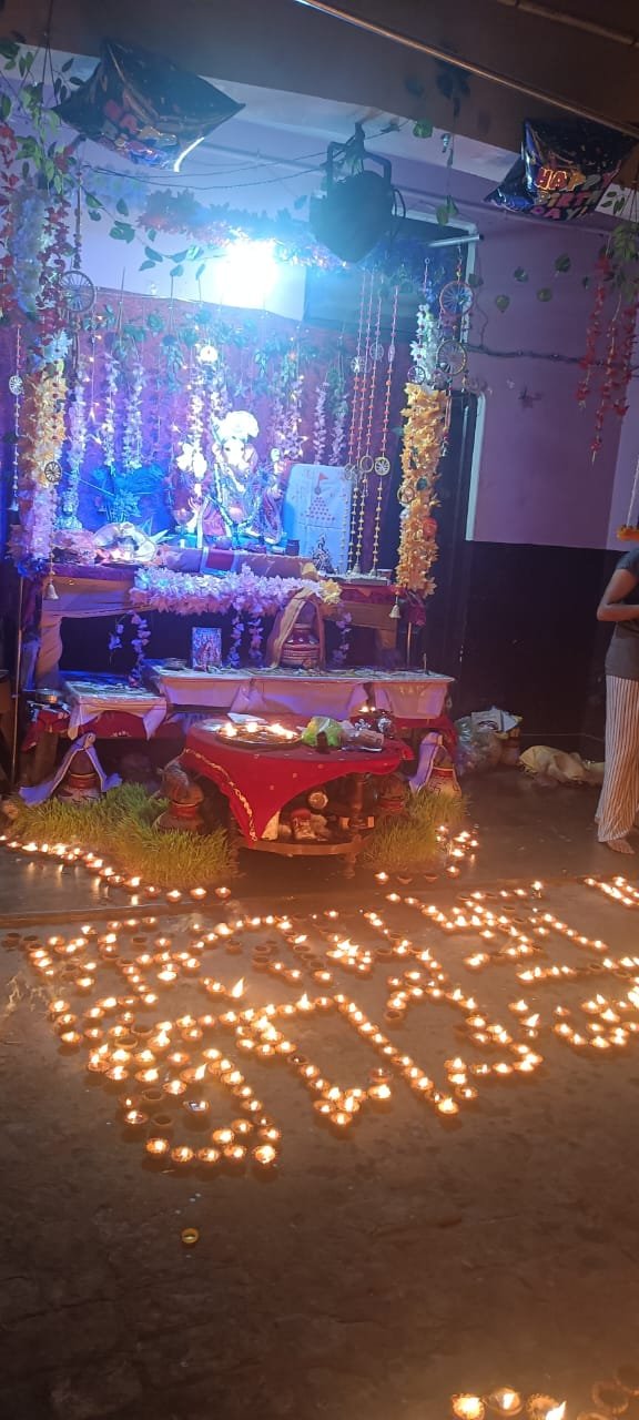 pradeep आस्था का उमड़ा सैलाब, जैथरा में गणेश उत्सव की धूम