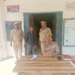 IMG 20231026 WA0454 थाना घिरोर पुलिस ने जिला बदर एक तमंचा सहित किया गिरफ्तार