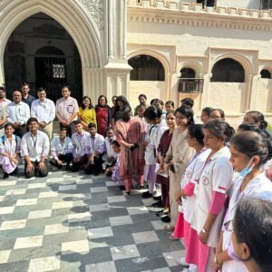 s n medical college एस.एन. में मनाई गांधी जयंती, सभी ने किया महात्मा गांधी एवं शास्त्री जी को नमन