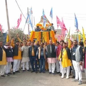 IMG 20231230 WA0495 धूमधाम के साथ निकाली गई खाटू श्याम की निशान यात्रा,रविवार को देर शाम सजेगा बाबा खाटू श्याम का दरबार