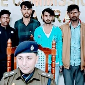 police Agra News : धौलपुर से आगरा आकर चुराते थे बैटरियां, 12 लाख का माल जब्त, चार दबोचे