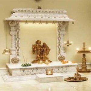 ghar ka mandir Mandir Vastu Tips: घर के मंदिर में रखी ये 5 चीजें परिवार में लाती हैं कलेश, वास्तु शास्त्र के अनुसार इनसे बचें