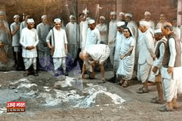 1 5 The Deception of Satyagraha: A Historical Reflection and Its Relevance Today