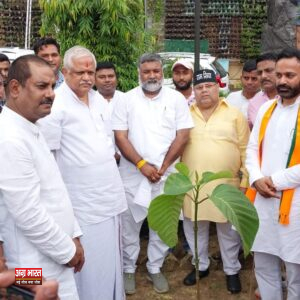 1 98 आगरा में प्रधानमंत्री मोदी की उपलब्धियों की प्रदर्शनी का हुआ शुभारंभ