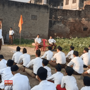 RSS 1 आगरा: संघ ने धूमधाम से मनाया विजयादशमी, निकाले गए शानदार पथ संचलन