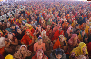 satsang आगरा में श्रीमद्भागवत कथा के दौरान आचार्य देवकीनन्द ठाकुर का महत्वपूर्ण संदेश