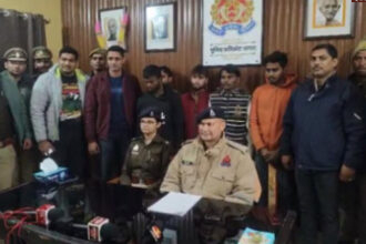 agra crime आगरा: पांच शातिर चोरों को पुलिस ने गिरफ्तार किया, तीन महीने पुरानी फैक्ट्री चोरी का खुलासा