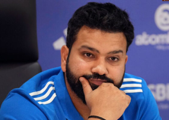 rohit sharma e1735907346897 मुंबई: चैंपियंस ट्रॉफी के लिए भारतीय टीम का ऐलान, रोहित शर्मा होंगे कप्तान, शुभमन गिल उपकप्तान, मोहम्मद शमी की वापसी