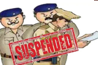 suspend आगरा पुलिस की झूठी रिपोर्ट पर हाईकोर्ट का कड़ा एक्शन, चार पुलिसकर्मी निलंबित